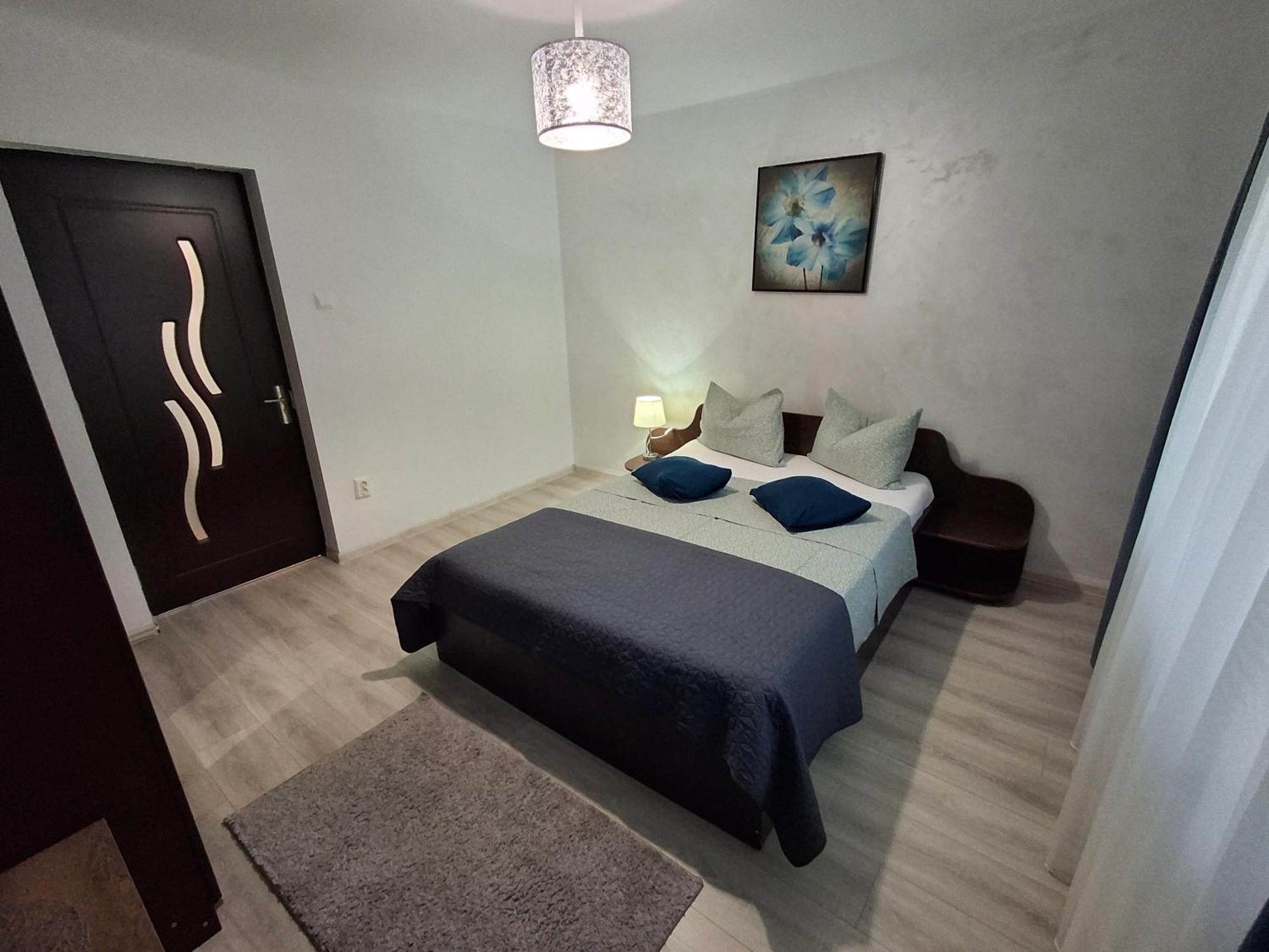 Apartament Claudia Deva Eksteriør billede