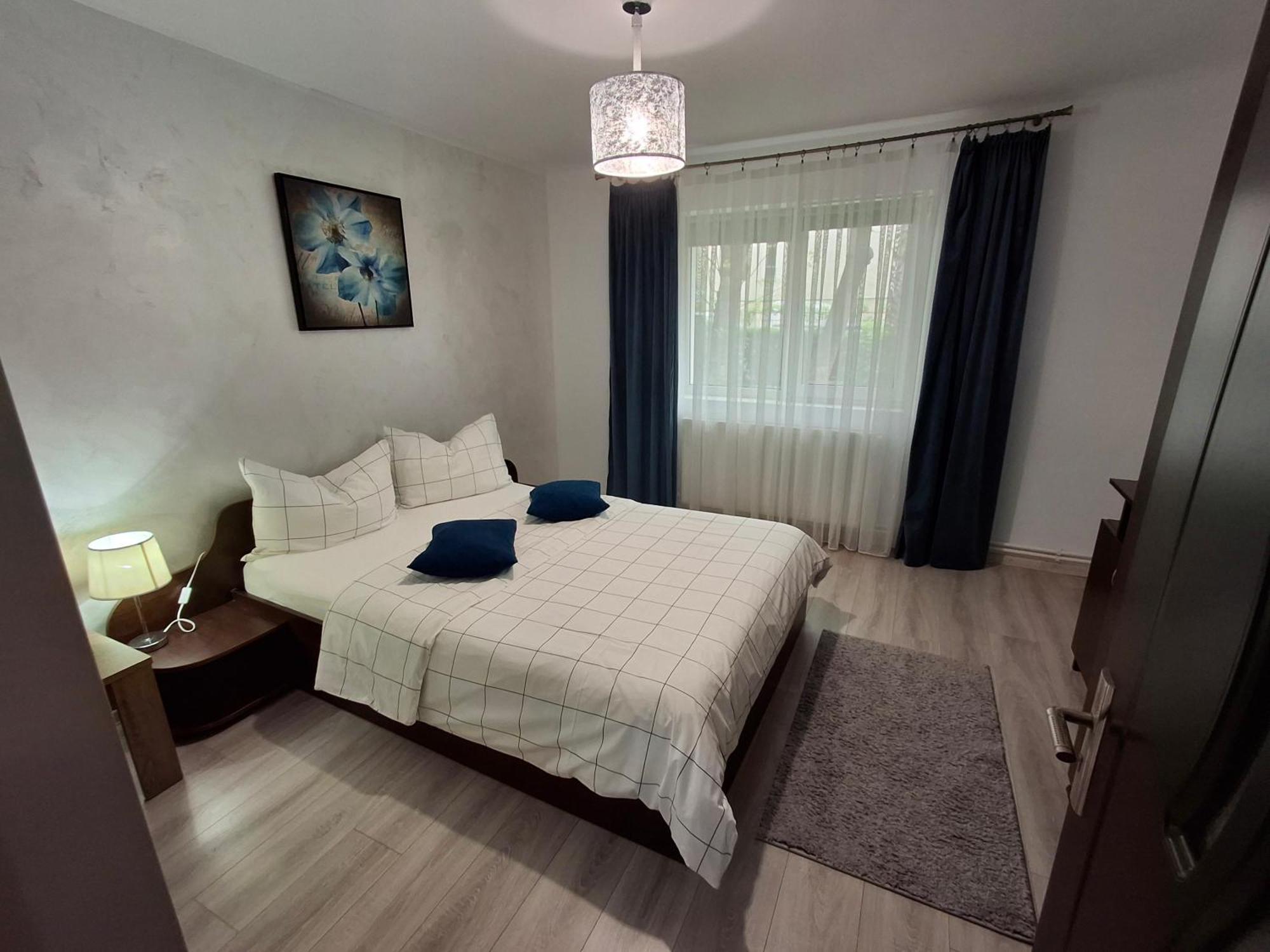 Apartament Claudia Deva Eksteriør billede