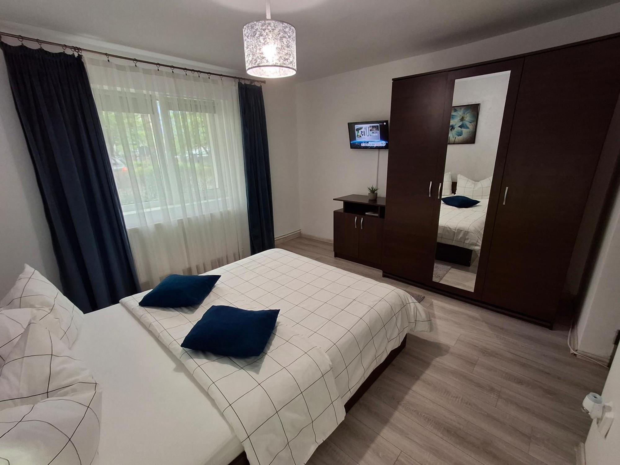 Apartament Claudia Deva Eksteriør billede