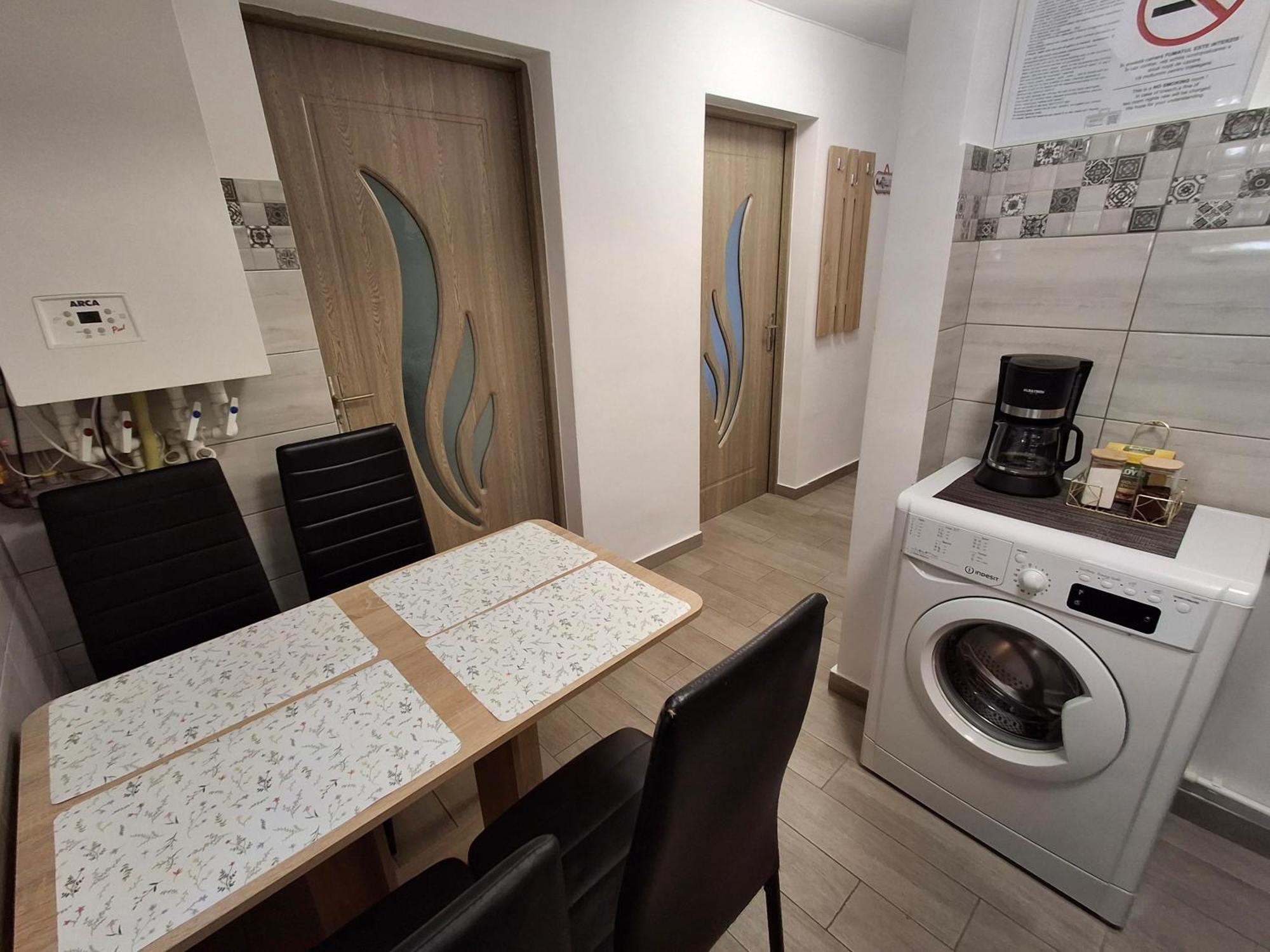 Apartament Claudia Deva Eksteriør billede